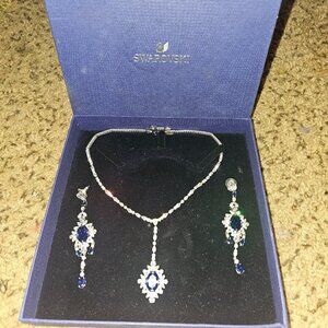 Swarovski brand new necklace and matching earrings!